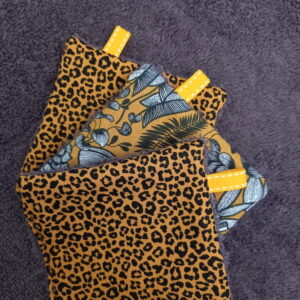 Kit couture – Un fauve dans la forêt vierge, safran/marron glacé – 5 lingettes démaquillantes